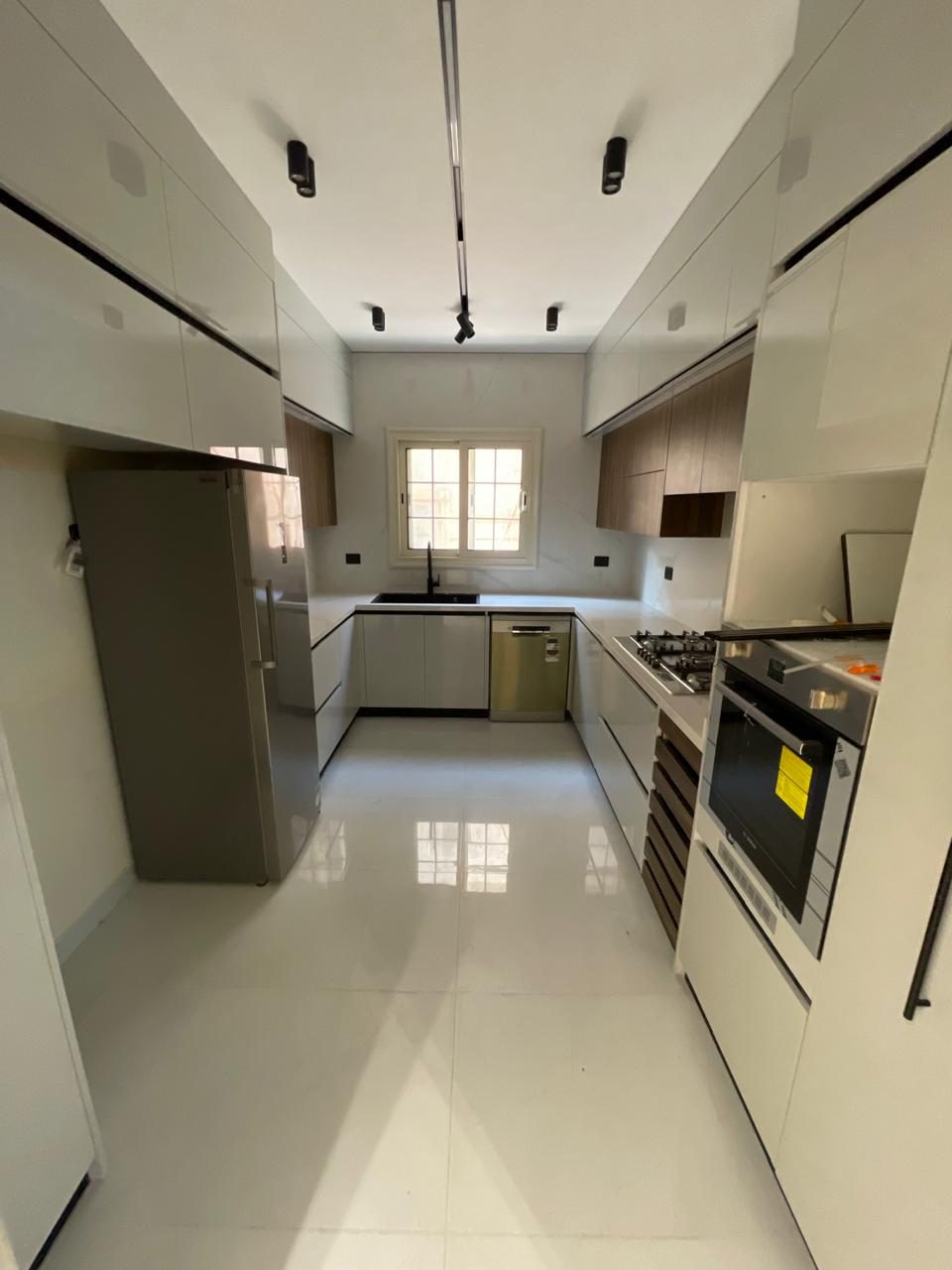Bright Interiors finishing work: kitchen modern